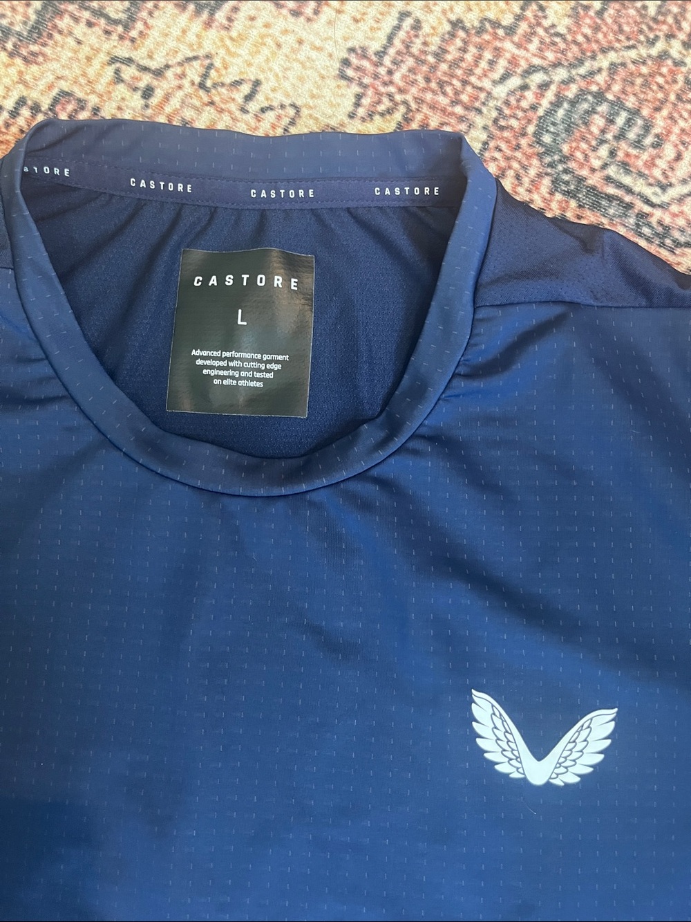 Castore Men’s Athletic Shirt Sz L - Picture 2 of 3